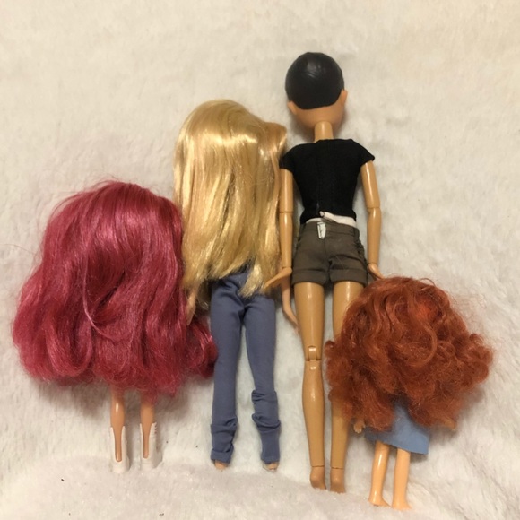 Doll Lot Set of 4 - Moxie Girlz , Liv Doll + Strawberry Shortcake Dolls - Picture 3 of 7